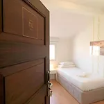 Guest house Uporto House